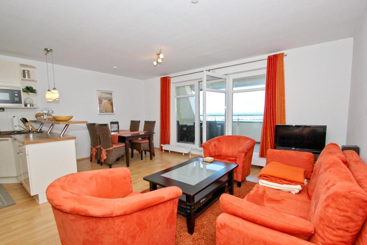 Hafennahe Ferienwohnung Mit Balkon Und Meerblick - Hafenhaeuser Wiek Wohnung 14 Wiek auf Rügen Exterior foto